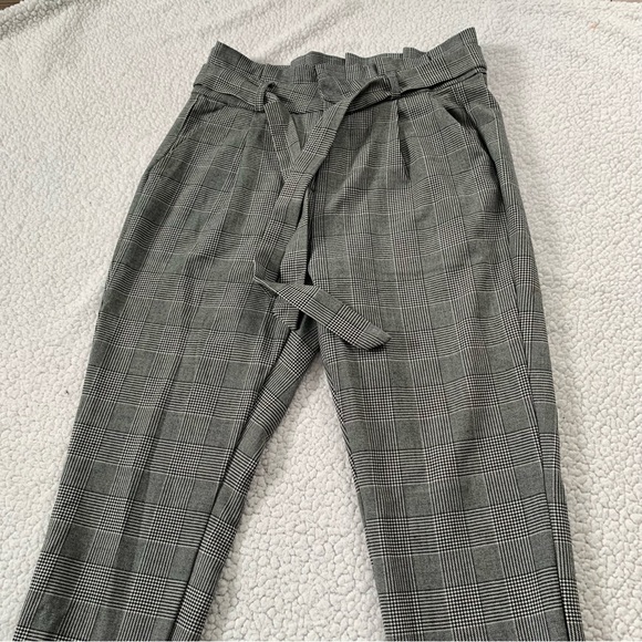 Vero Moda Paperbag Plaid Pants - Picture 3 of 11